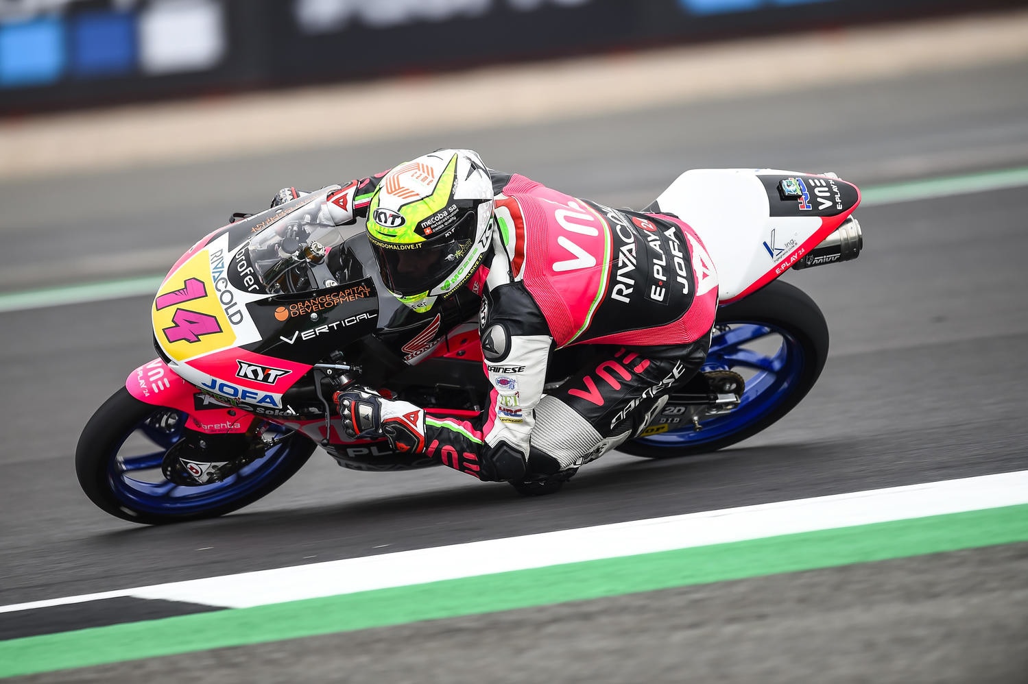 Moto3 qualifiche Silverstone: spettacolo italiano con Arbolino e Dalla Porta