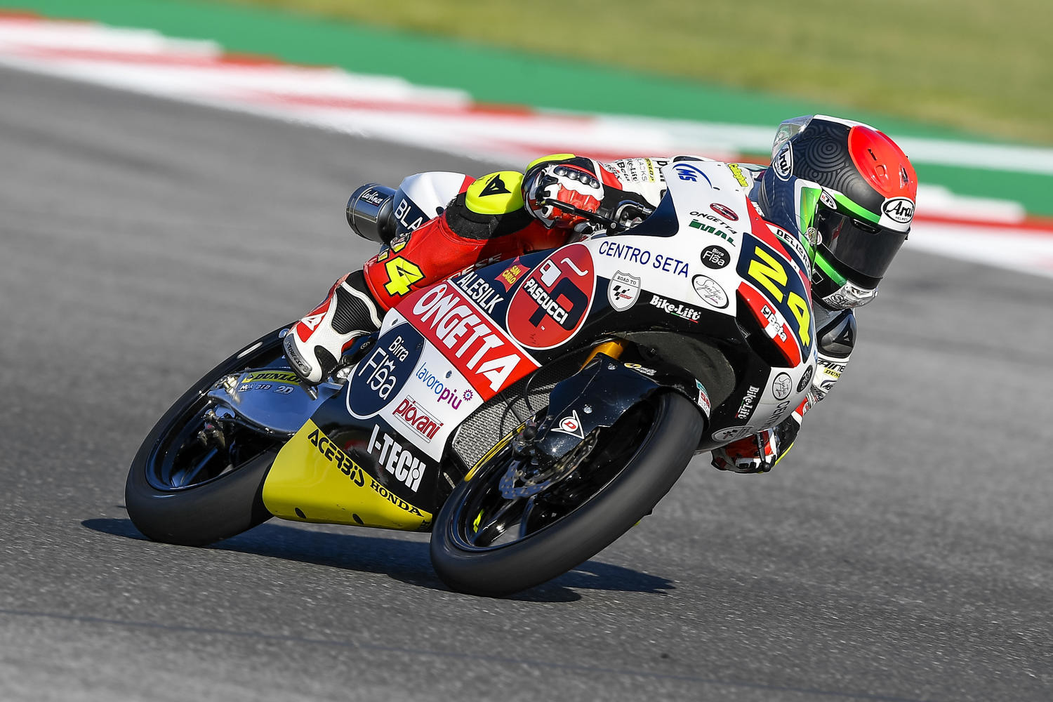 Moto3, qualifiche: pole del "giapporiccionese" Suzuki