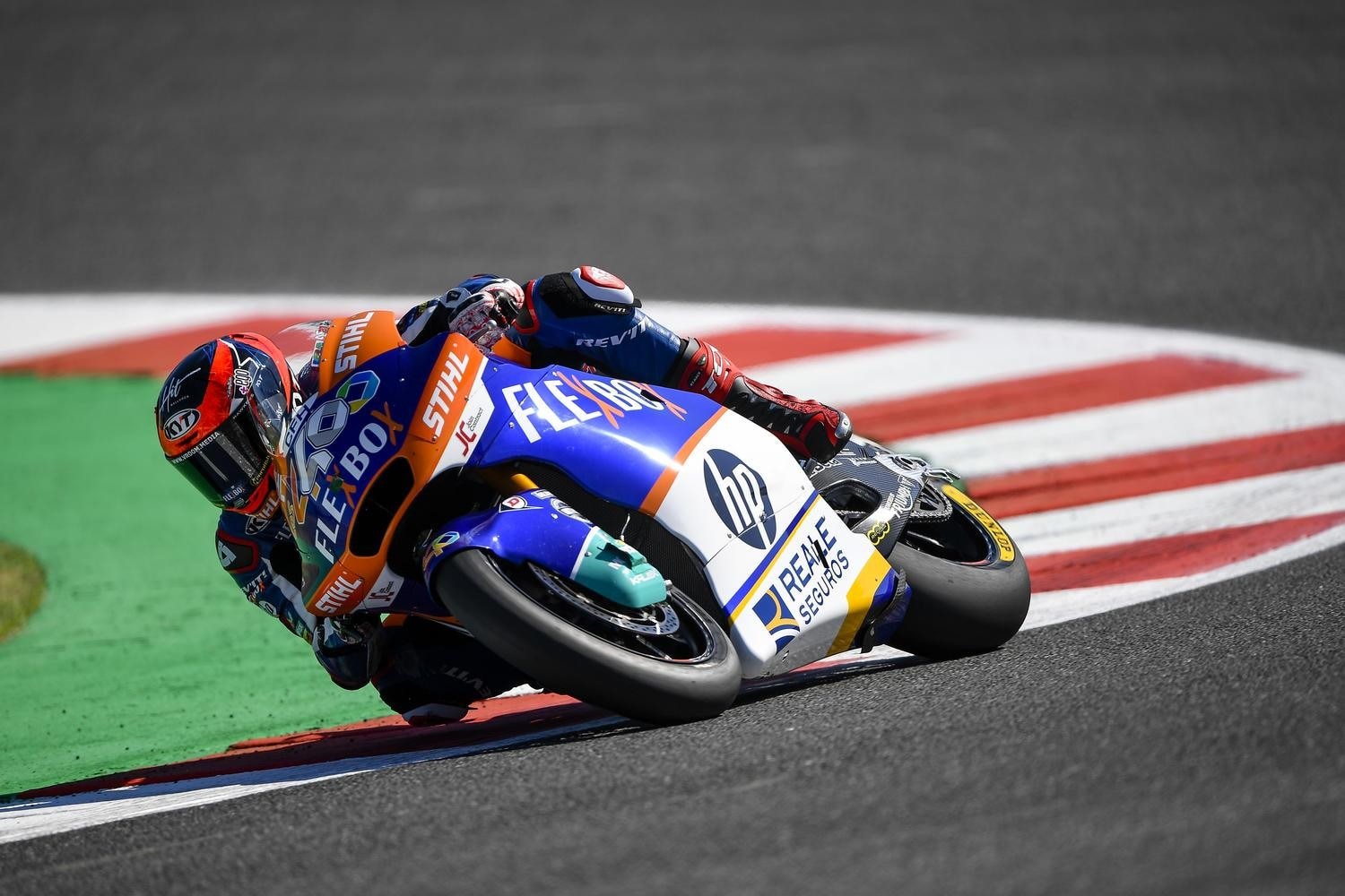Moto2 Misano: Fernandez primo ma è sub judice