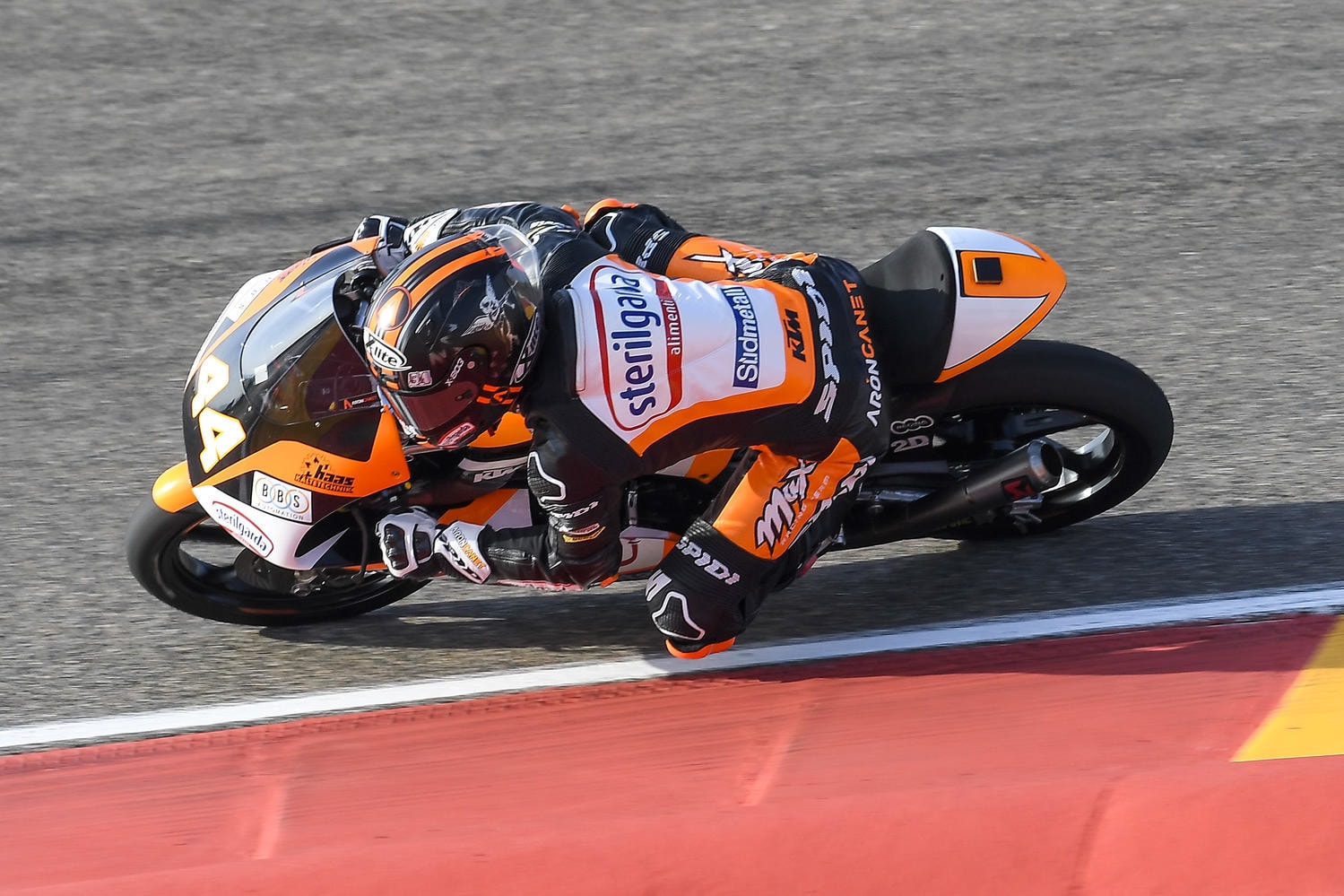 Moto3 Aragon, gara: vince Canet, podio per Foggia