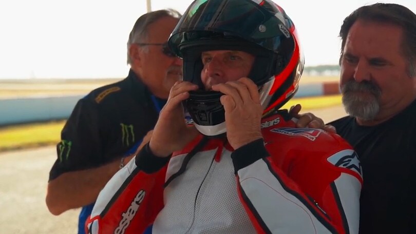 Wayne Rainey torna in moto - VIDEO