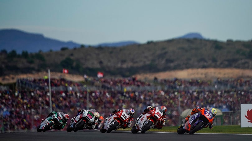 Moto2: il GP di Valencia attraverso le foto