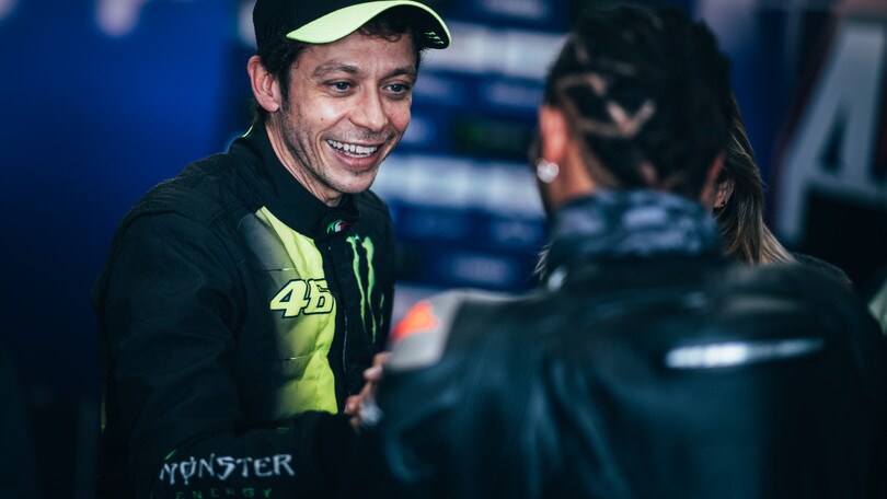 Lewis Hamilton e Valentino Rossi: le immagini