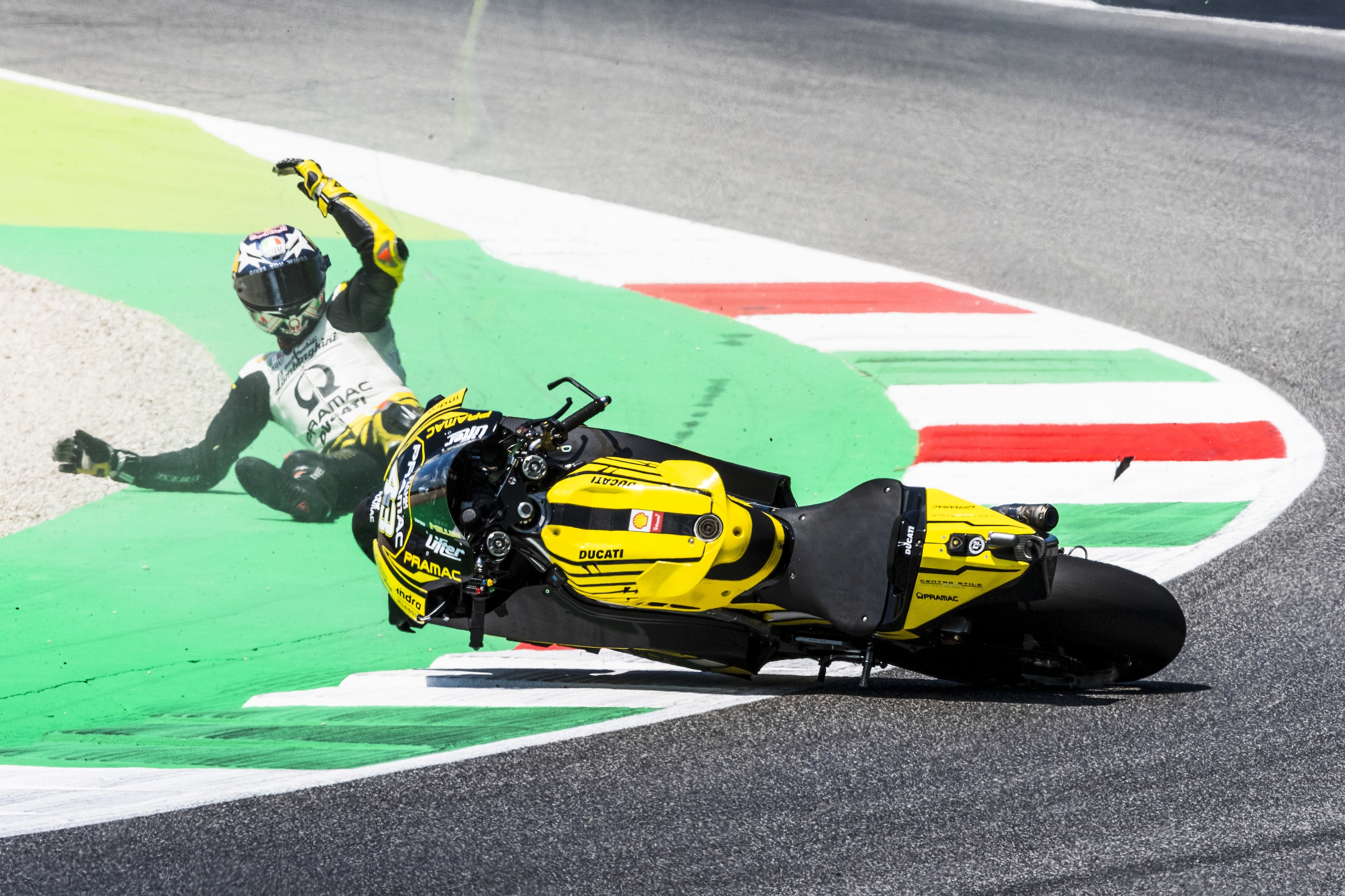 MotoGP, gli incidenti più spettacolari del 2019 - LE FOTO