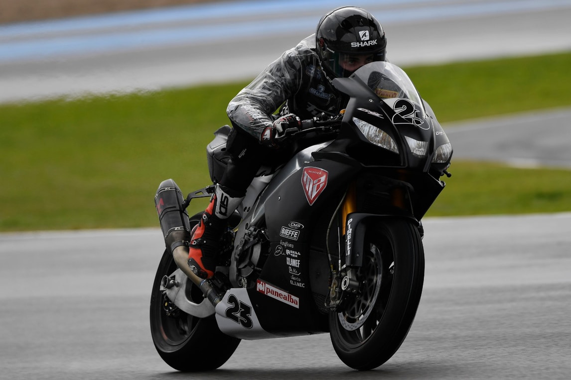 SBK: la prima giornata di test a Jerez - FOTO
