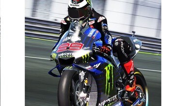 Jorge Lorenzo: eccolo "in sella" alla Yamaha FOTO