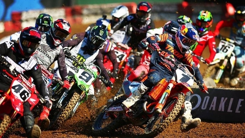 AMA Supercross: a San Diego va in scena la sesta tappa