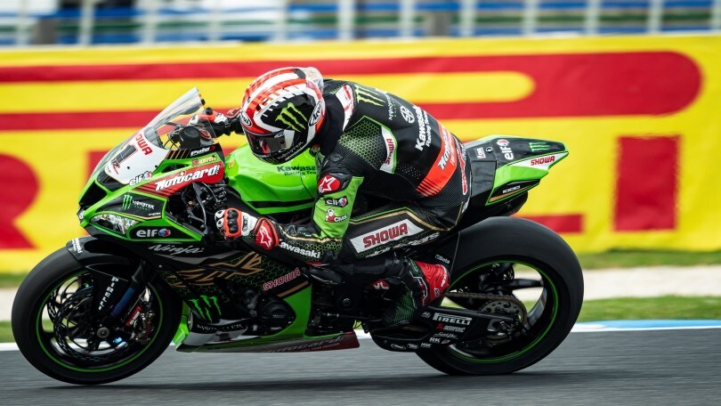 Il team Kawasaki in azione a Phillip Island - FOTO