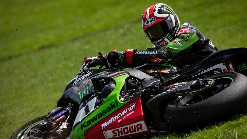 Il team Kawasaki in azione a Phillip Island - FOTO