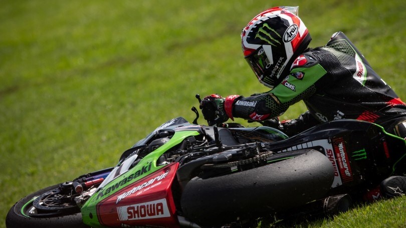 Il team Kawasaki in azione a Phillip Island - FOTO