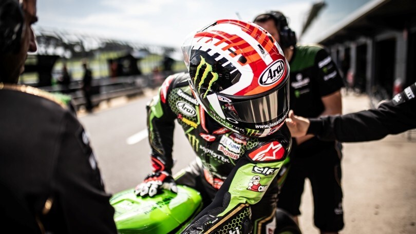 Il team Kawasaki in azione a Phillip Island - FOTO