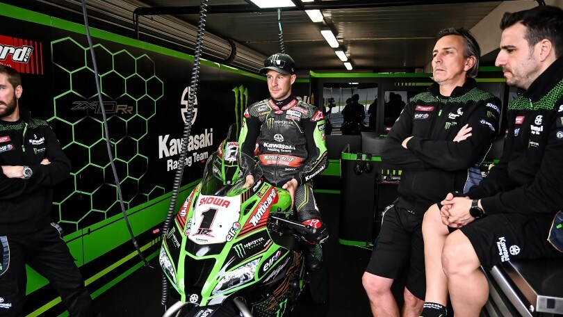 Il team Kawasaki in azione a Phillip Island - FOTO