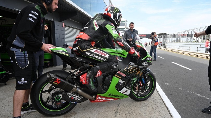 Il team Kawasaki in azione a Phillip Island - FOTO