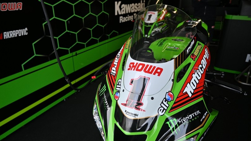 Il team Kawasaki in azione a Phillip Island - FOTO