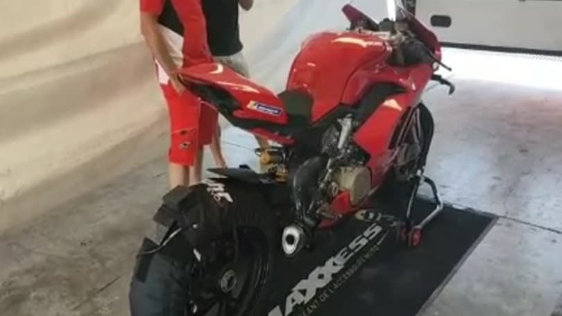 Johann Zarco a Misano con la Ducati Panigale V4 - VIDEO