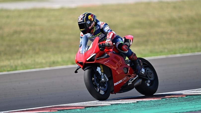 Test Misano: Zarco in sella alla Ducati Panigale V4 - FOTO