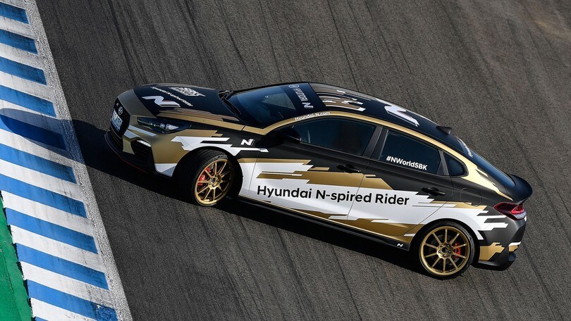SBK: una Hyundai i30 per l’”uomo dei sorpassi”