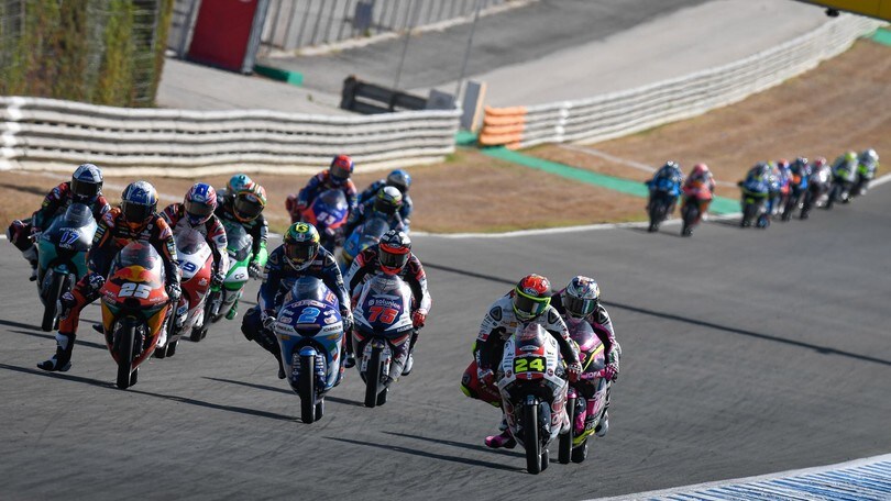 Moto3 Brno, Suzuki col fiato sul collo ad Arenas
