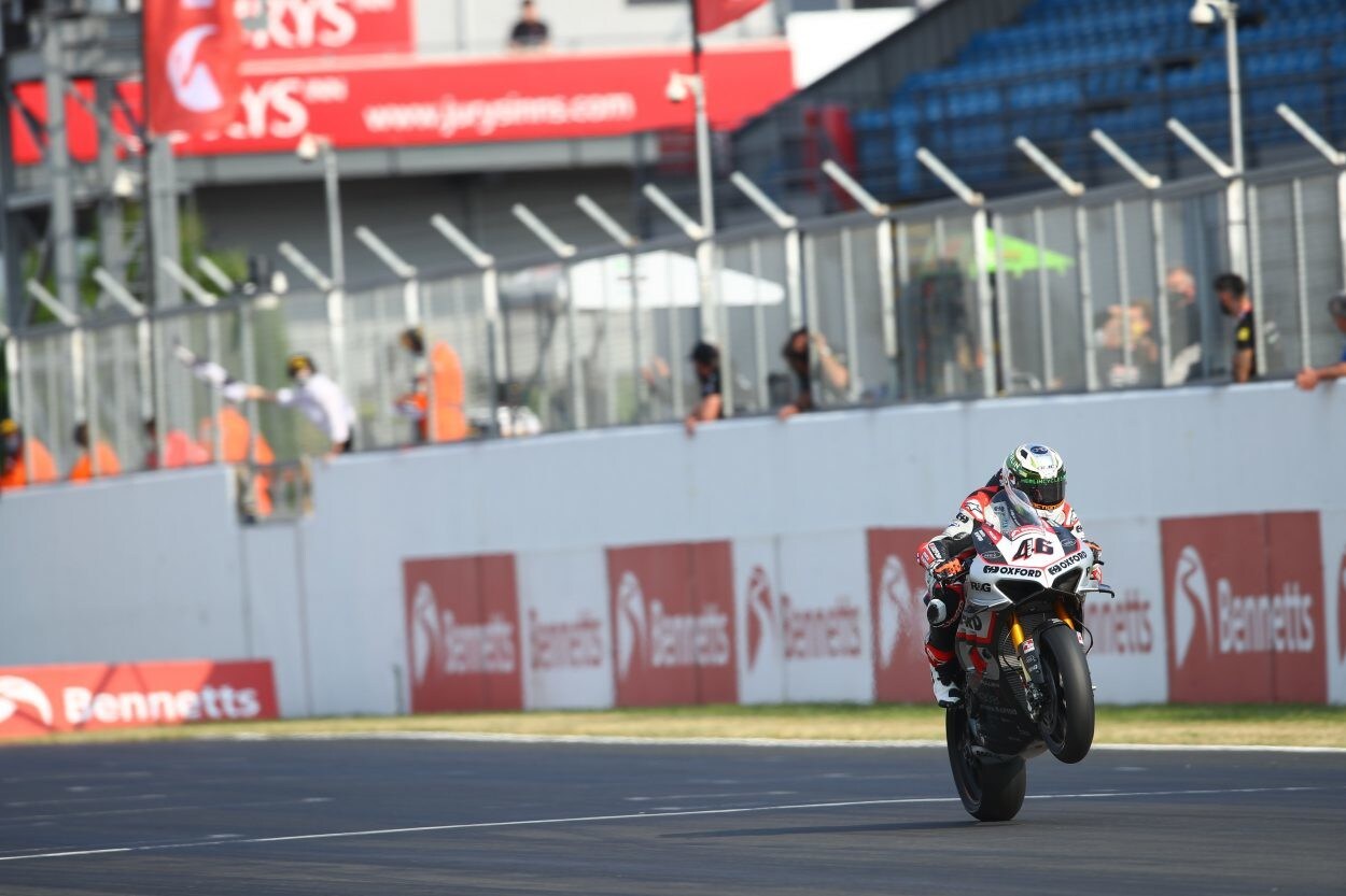 BSB Donington: Bridewell rovina la festa Honda