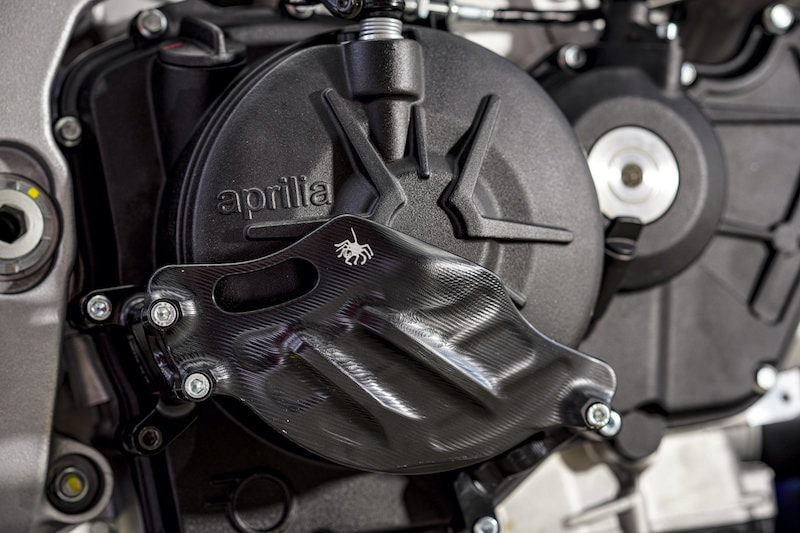 Aprilia Tuono V4 X: la hypernaked con tecnologia da MotoGP - FOTO