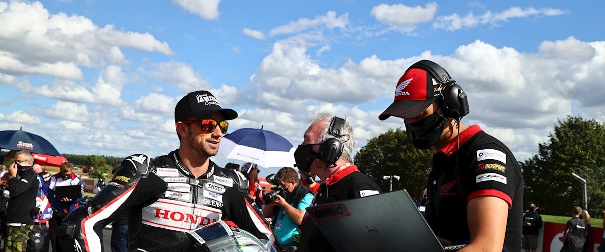 BSB, Silverstone: 1-1 e palla al centro tra Honda e Ducati