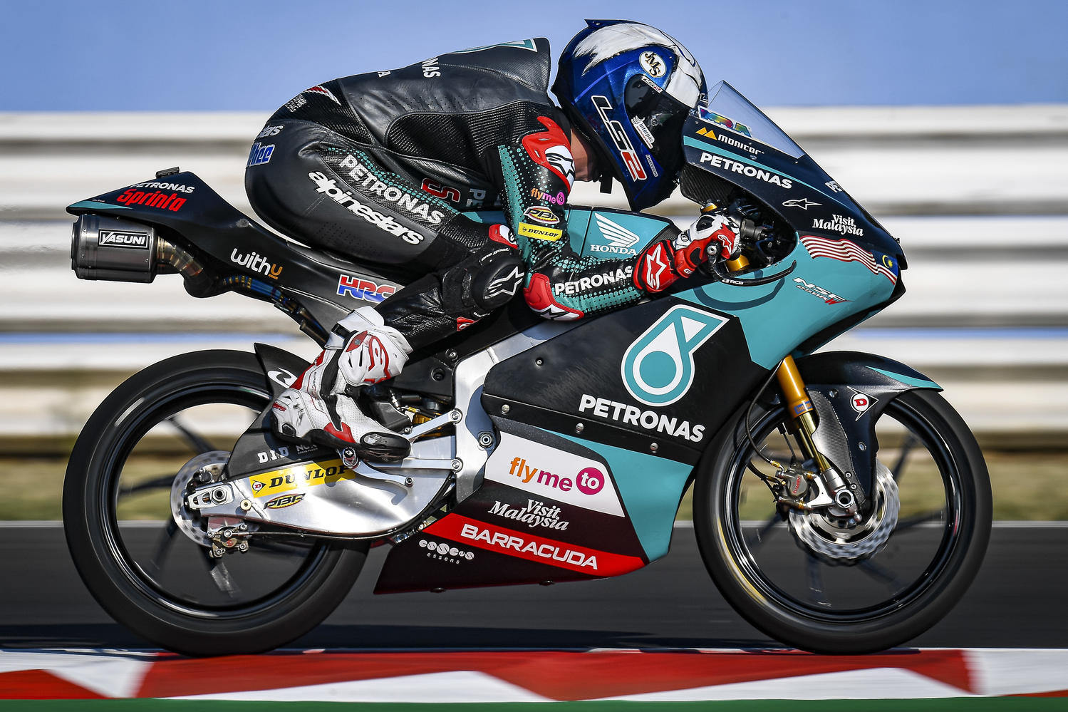 Moto3, Misano: McPhee vince e riapre il campionato