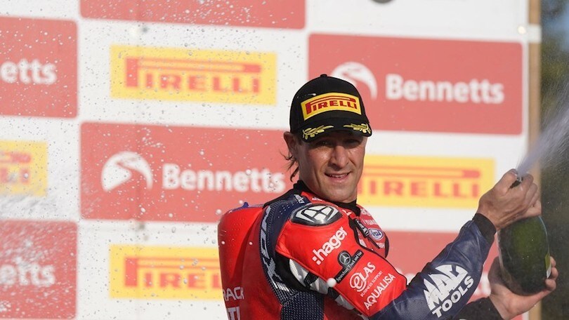 BSB, Oulton Park: Brookes rovina la festa Yamaha