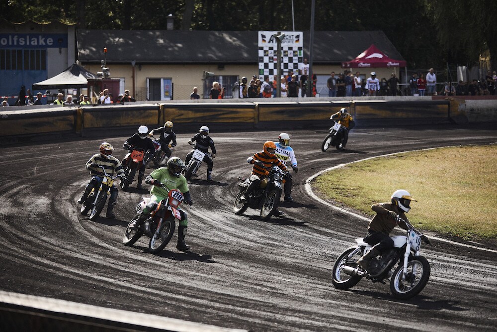 Krowdrace Cup: derapate sulla sabbia nera