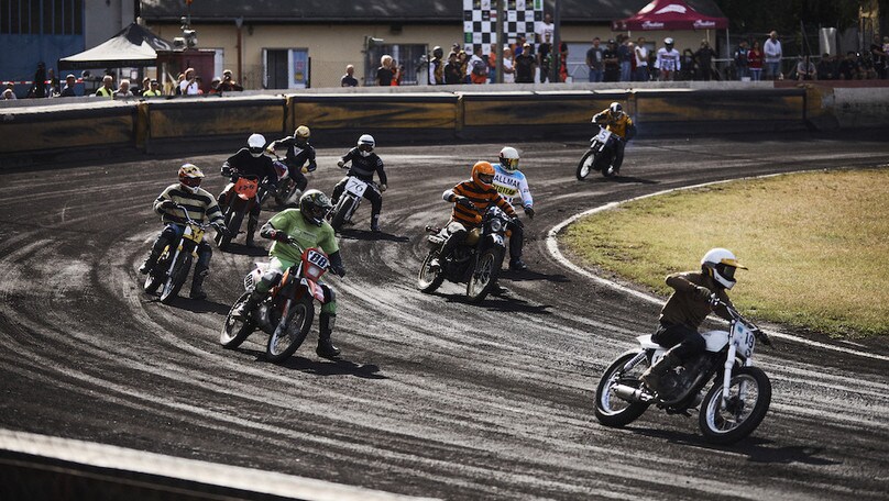 Krowdrace Cup: derapate sulla sabbia nera