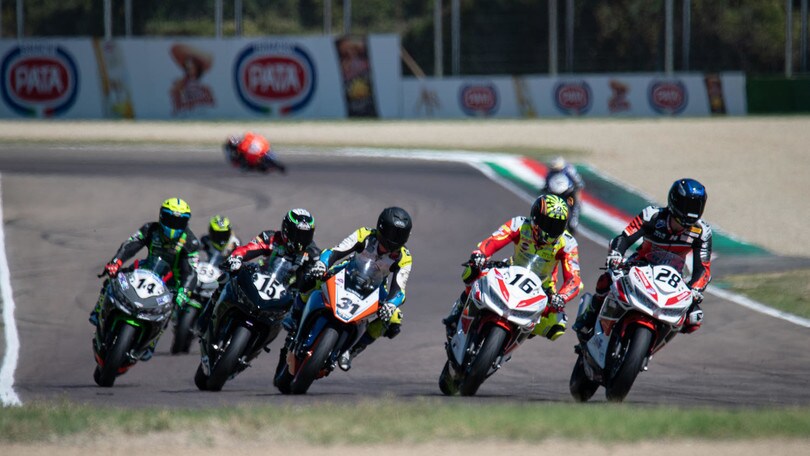 CIV, Vallelunga: primo sigillo per Prioli in SSP300, Mora 2°