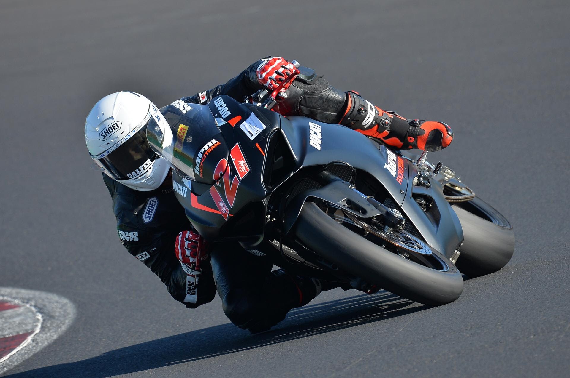 SSP600, Ducati e Barni giocano d'anticipo: Krummenacher in pista con la V2 955