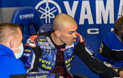 SBK: Ten Kate a rischio, Loris Baz vede Rosso
