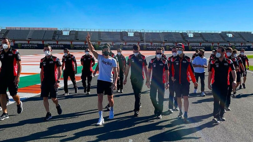 MotoGP Valencia: Aprilia unites in support of Andrea Iannone