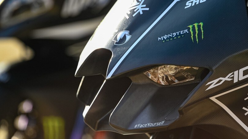 Cattiva e affilata: ecco la nuova Ninja ZX-10RR 2021 - FOTO