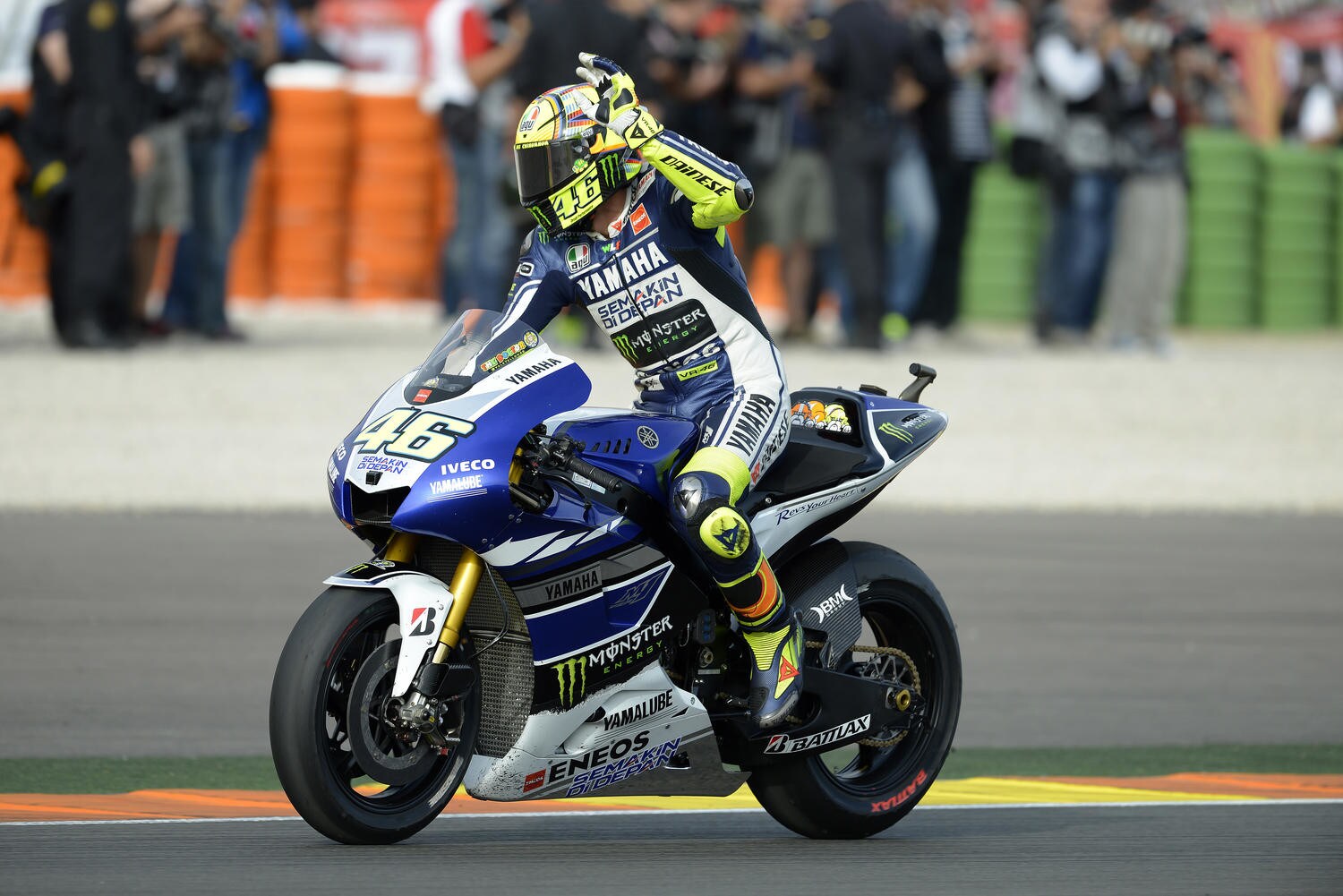 MotoGP, Rossi e il team Factory Yamaha: un amore lungo 15 anni - FOTO