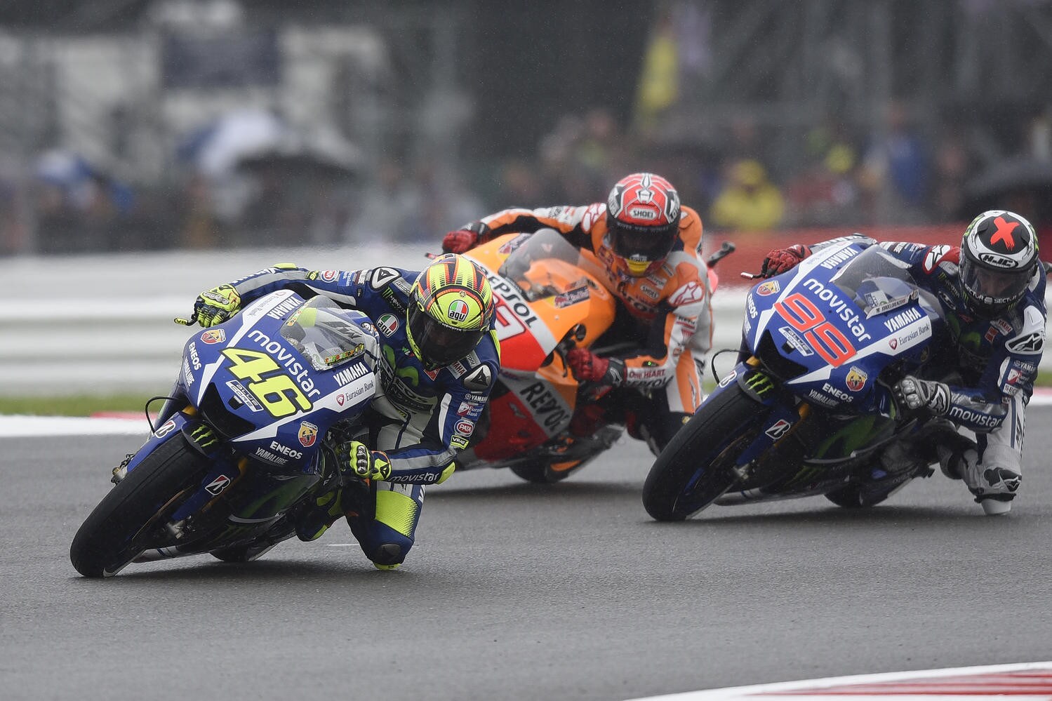 MotoGP, Rossi e il team Factory Yamaha: un amore lungo 15 anni - FOTO