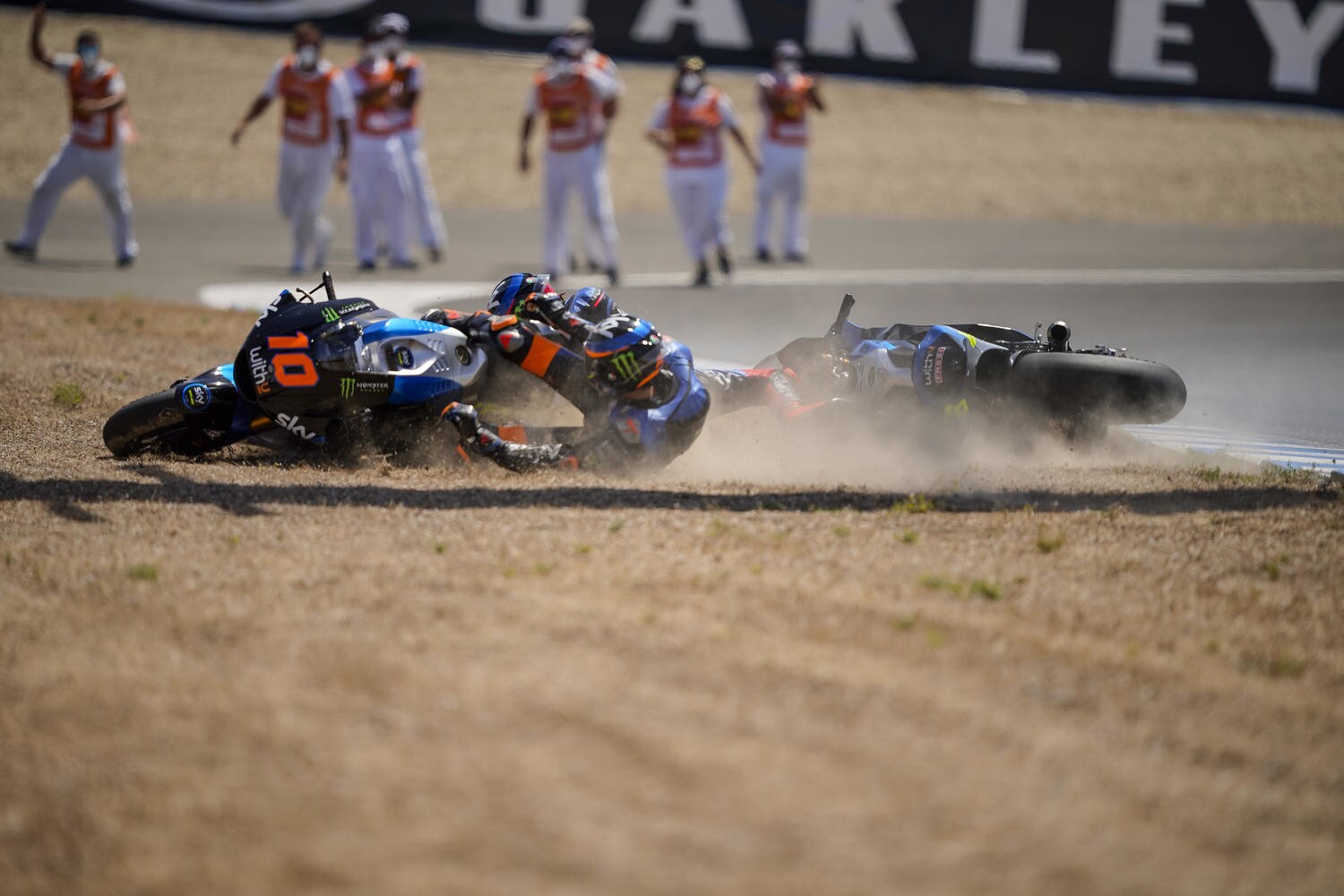 MotoGP: le cadute e gli incidenti più spettacolari del 2020 - FOTO