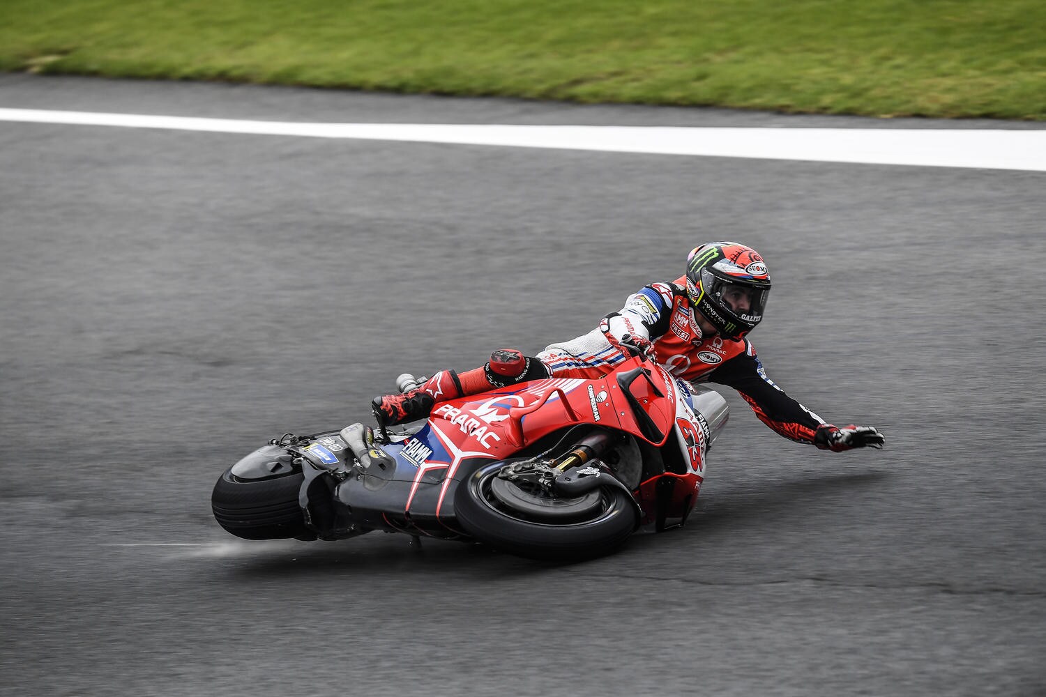 MotoGP: le cadute e gli incidenti più spettacolari del 2020 - FOTO