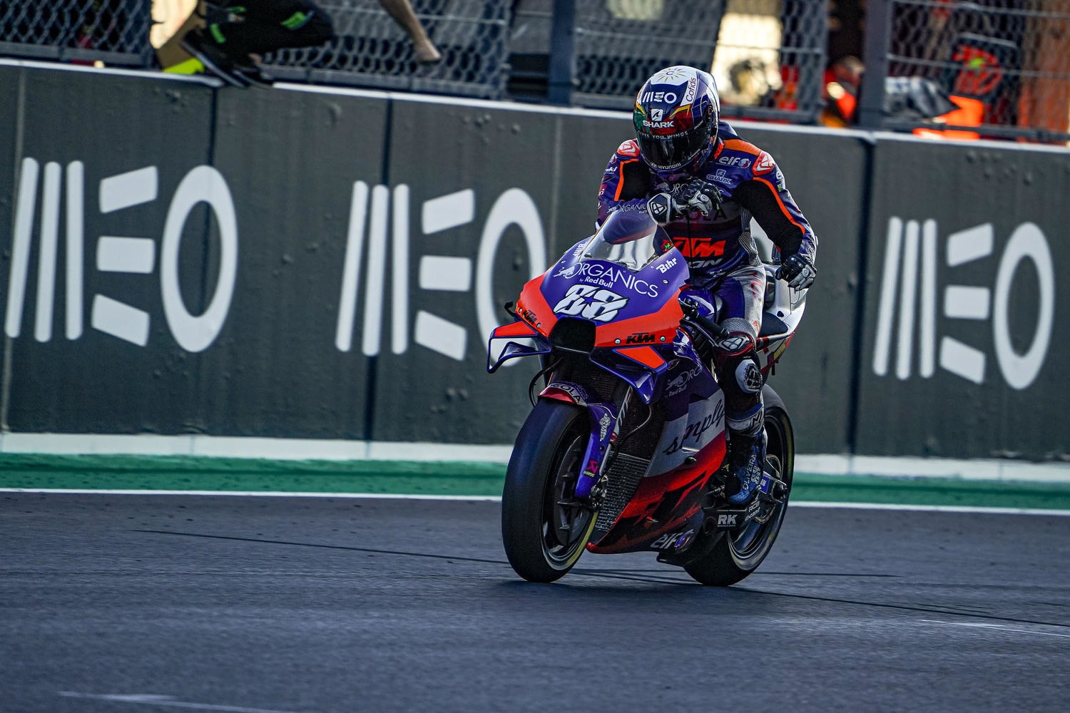 MotoGP: Tech 3 rimane fino al 2026