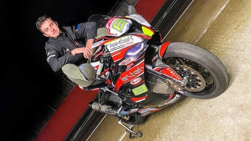 BSB: Lachlan Epis al via con la BMW dell'NP Motorcycles