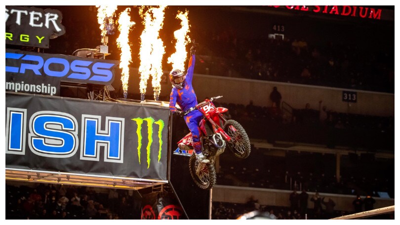 AMA Supercross, Indy 3: tripletta da sogno per Roczen