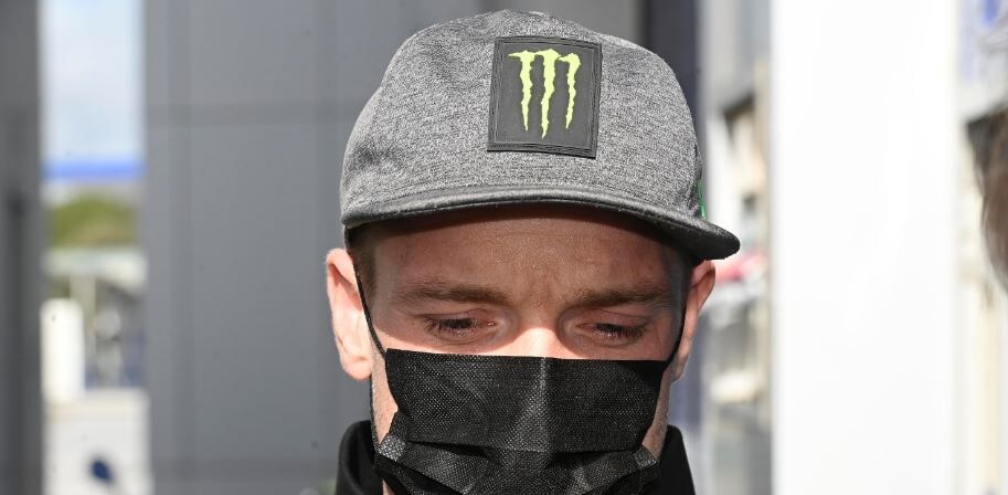 SBK, tegola per Lowes: frattura della clavicola in allenamento