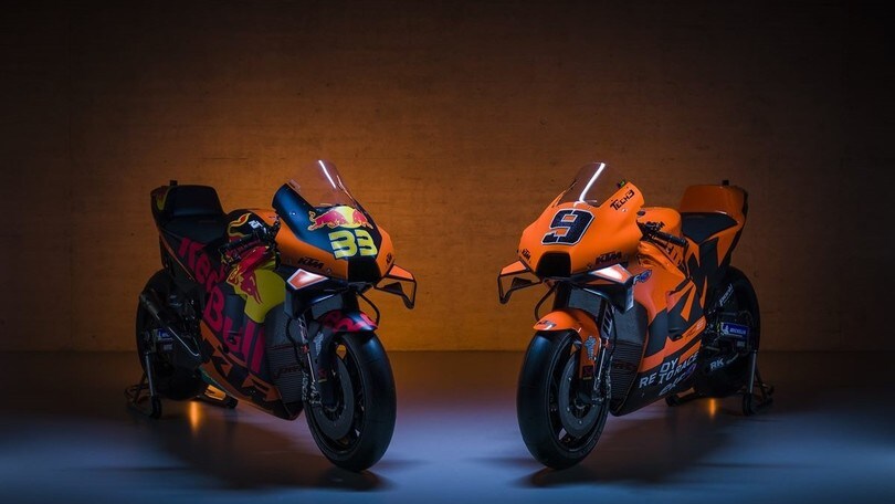 MotoGP: le FOTO della presentazione KTM, con Petrucci full Orange