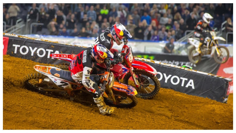 AMA Supercross, Arlington: la sfida Roczen-Webb per il titolo riparte dal Texas