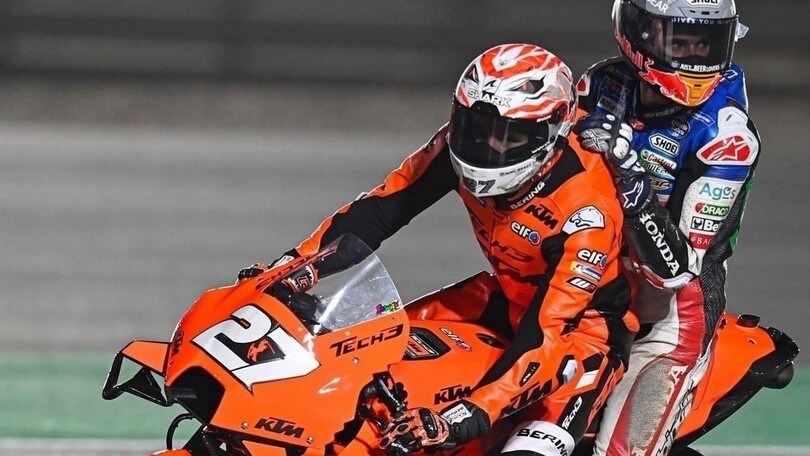 MotoGP: Alex Marquez crashes, Lecuona gives him a lift on the KTM