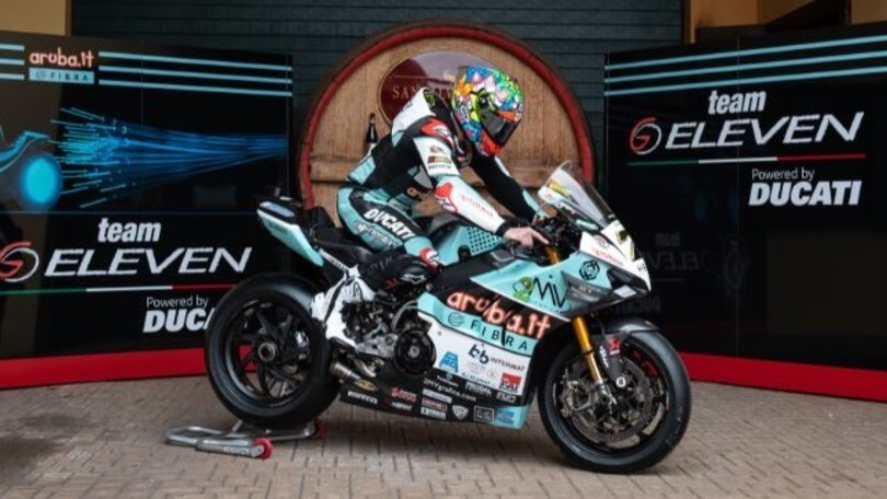 WorldSBK, Go Eleven goes turquoise: here is Davies' new Panigale V4 R