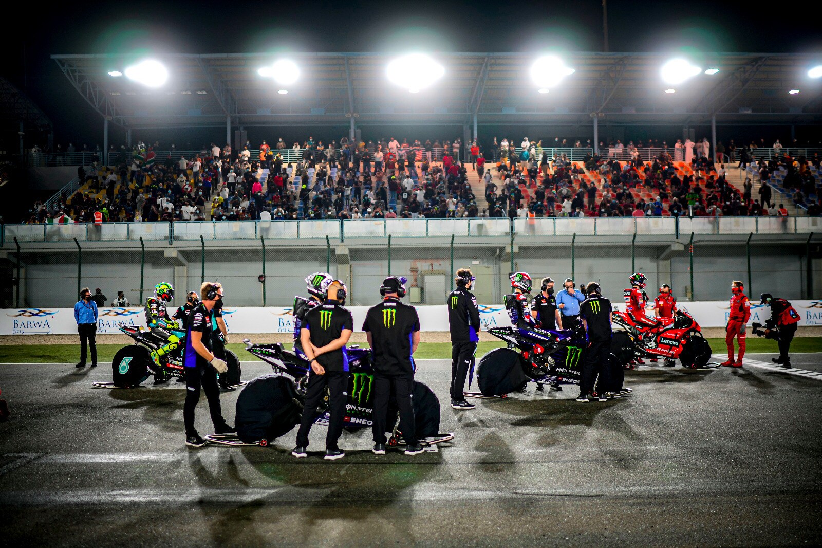 MotoGP: critiche per la folla al GP Qatar. Andrà meglio questo weekend?
