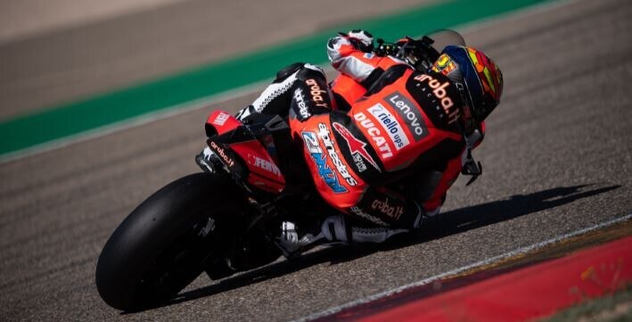 SBK Test, Day 2: ad Aragòn, Rinaldi risponde a Davies a metà giornata