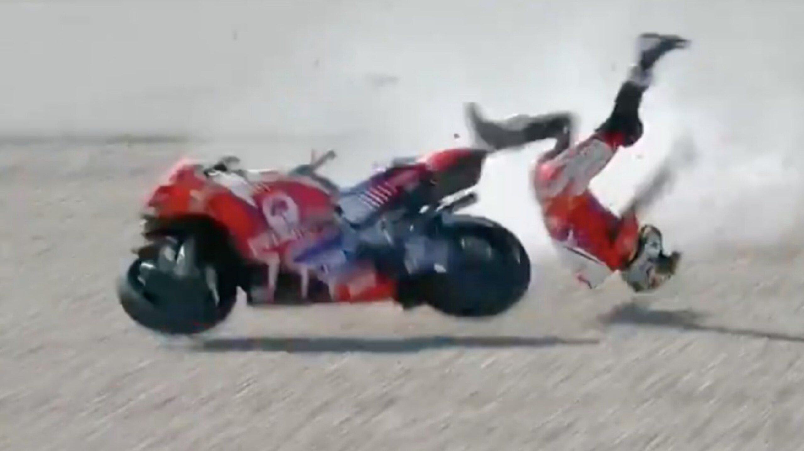 MotoGP Portogallo: Jorge Martin trasportato in ospedale dopo la caduta