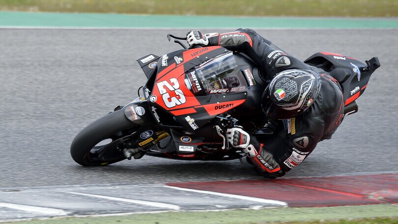 National Trophy, Mugello: Salvadori e Ducati dominano nella 1000